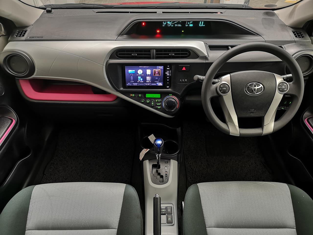 2013 Toyota Aqua