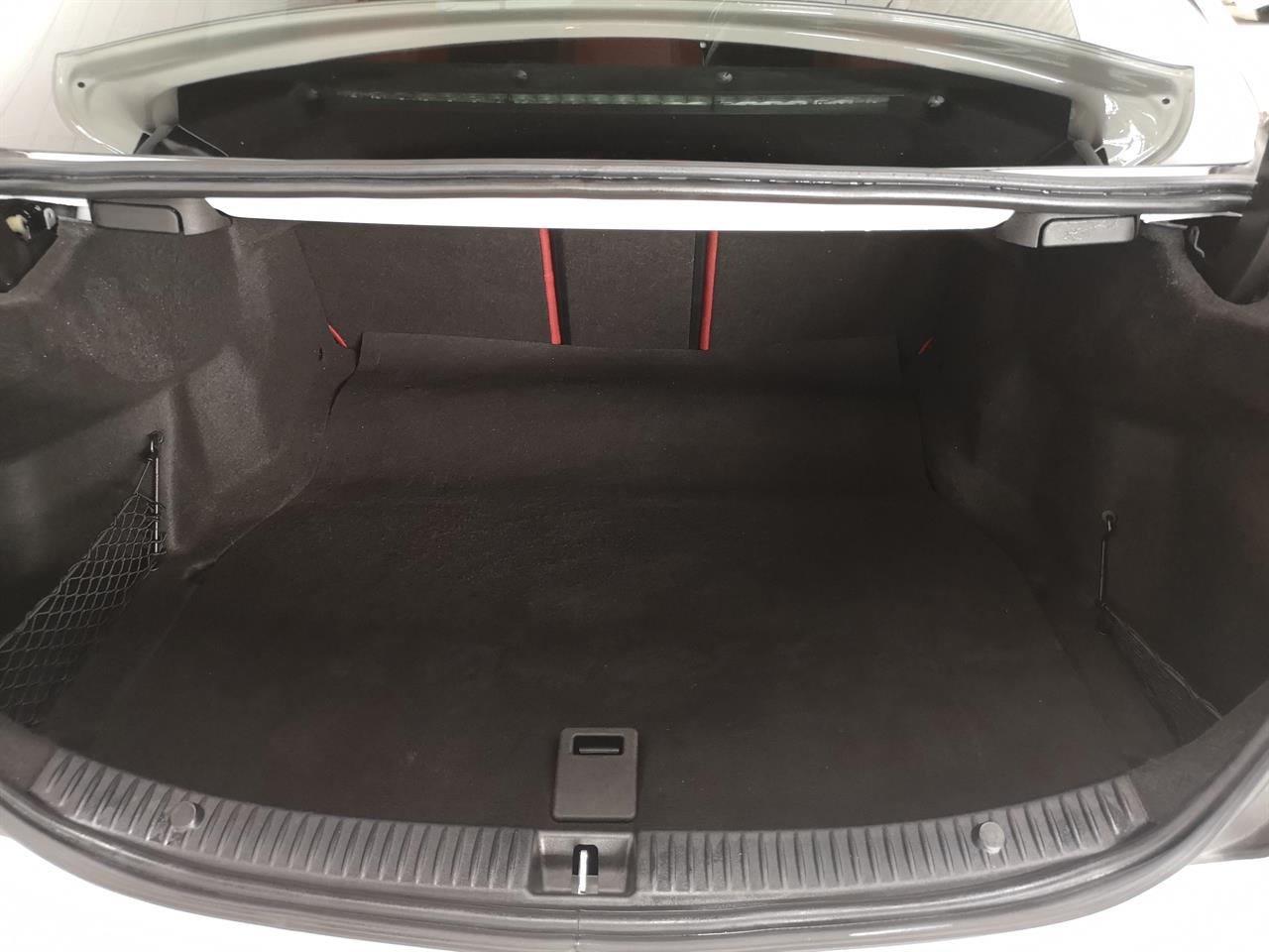 2015 Mercedes-Benz C 200