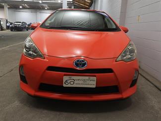 2013 Toyota Aqua - Thumbnail