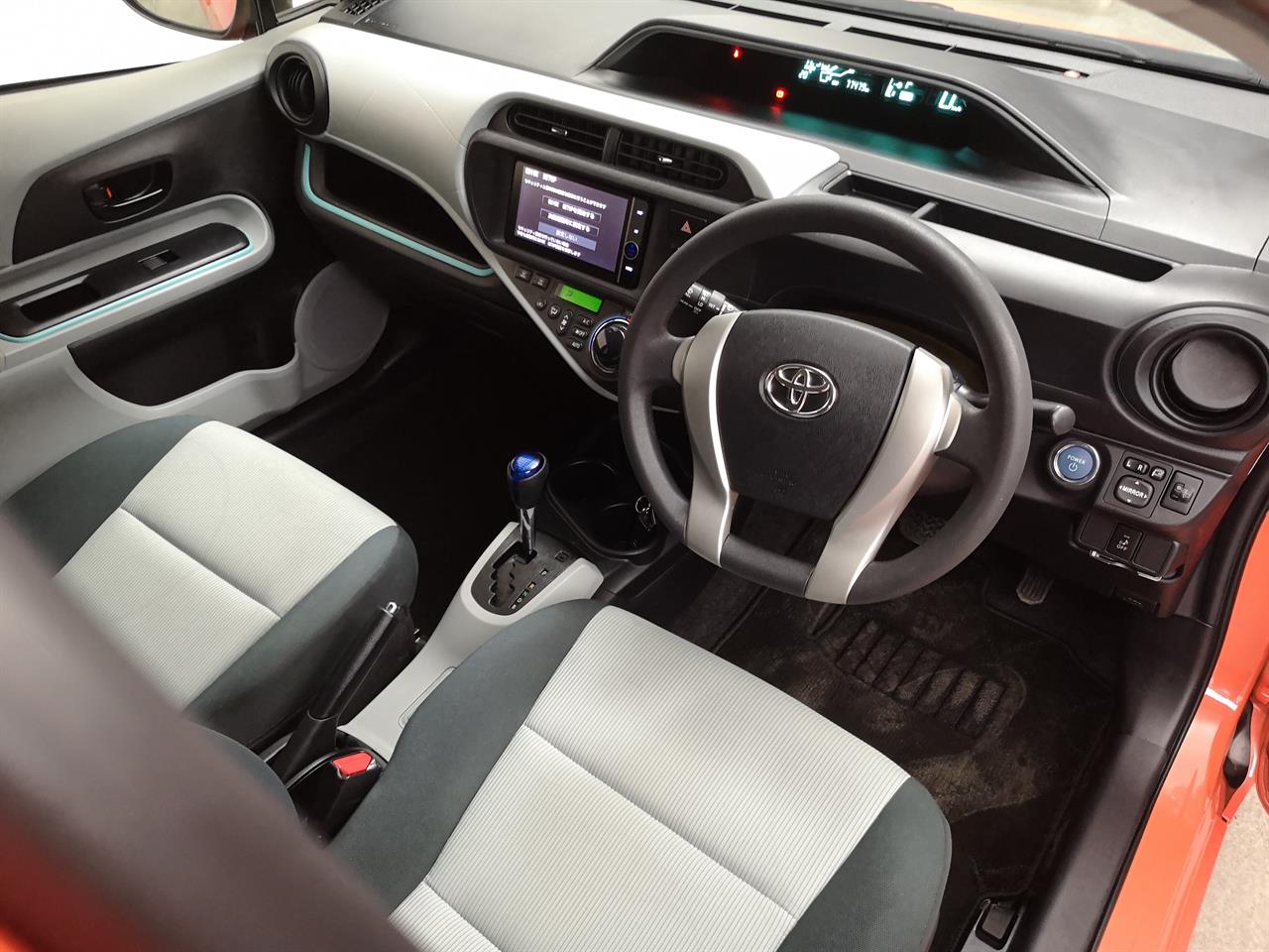 2013 Toyota Aqua