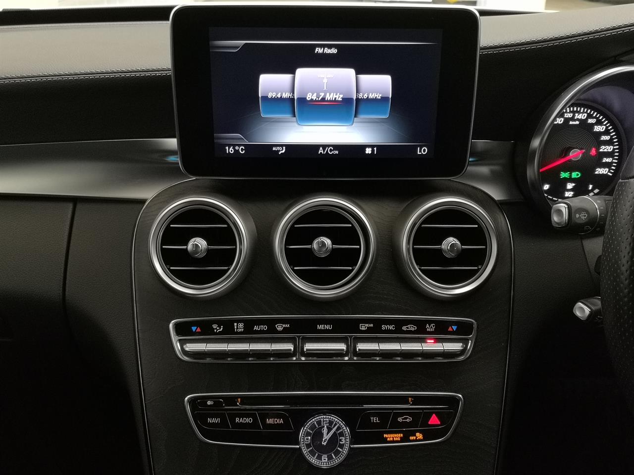 2015 Mercedes-Benz C 200