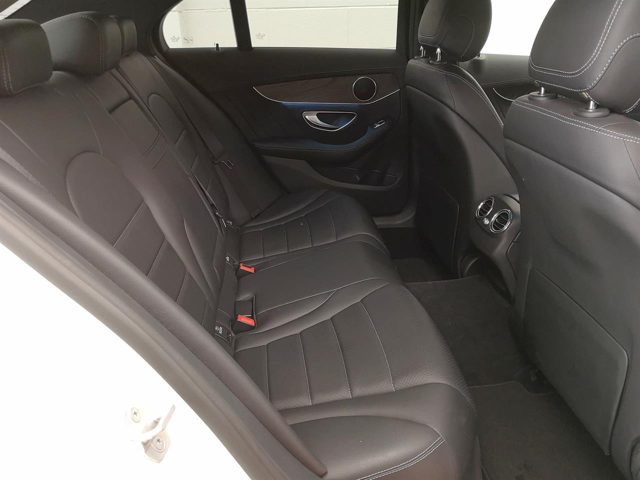 2015 Mercedes-Benz C 200