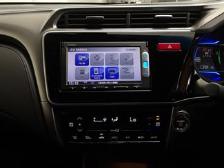 2015 Honda Grace - Thumbnail