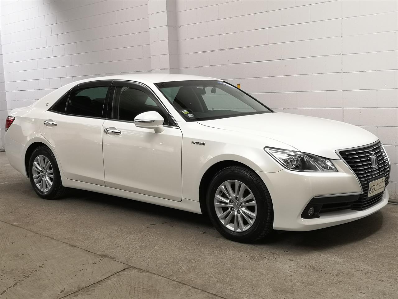 2014 Toyota Crown