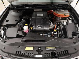 2014 Toyota Crown - Thumbnail