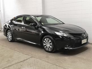 2018 Toyota Camry - Thumbnail