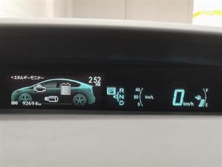 2013 Toyota Prius - Thumbnail