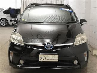 2013 Toyota Prius - Thumbnail