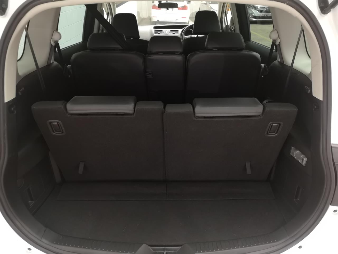 2013 Mazda Premacy