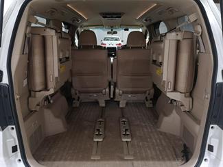 2012 Toyota Alphard - Thumbnail