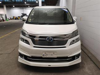 2012 Toyota Alphard - Thumbnail