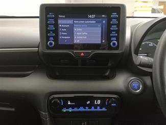 2021 Toyota Yaris - Thumbnail