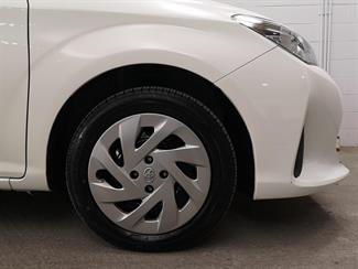 2020 Toyota Corolla - Thumbnail