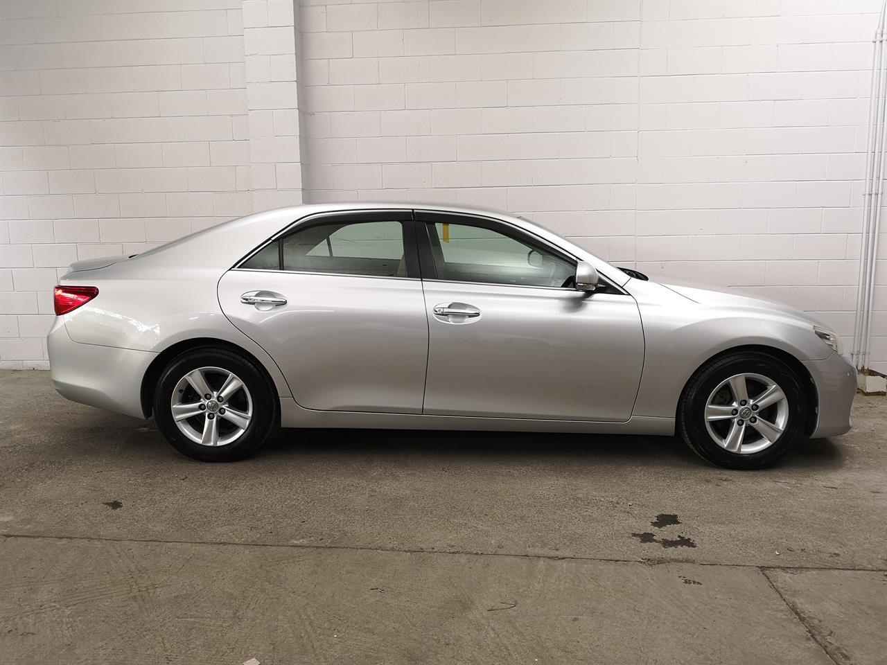 2012 Toyota Mark-X