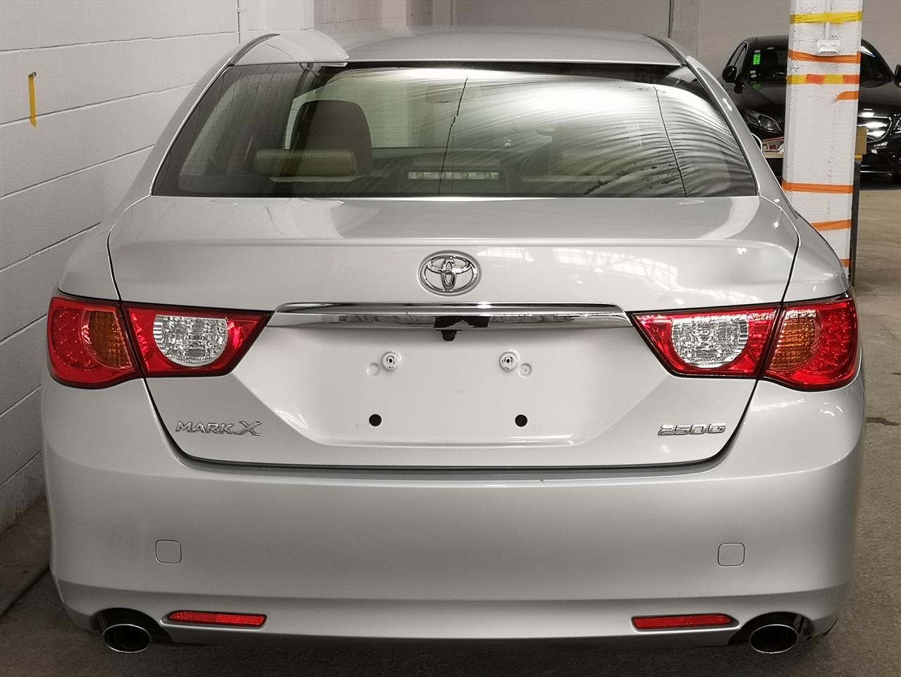 2012 Toyota Mark-X