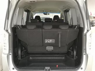 2014 Honda Step Wagon - Thumbnail