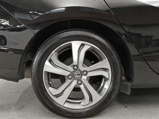 2015 Honda Grace - Thumbnail