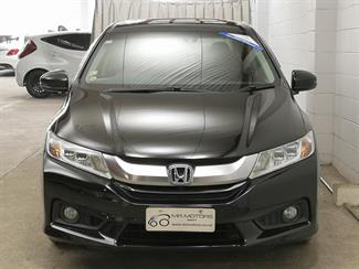 2015 Honda Grace - Thumbnail