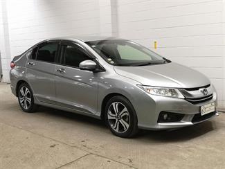 2016 Honda Grace - Thumbnail