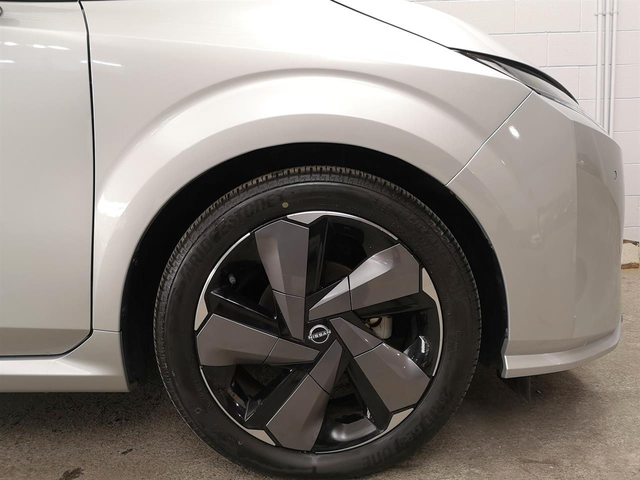 2022 Nissan Aura