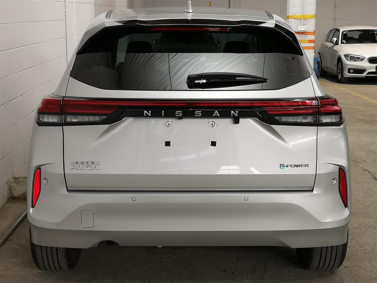 2022 Nissan Aura