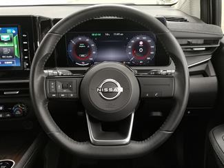 2022 Nissan Aura - Thumbnail