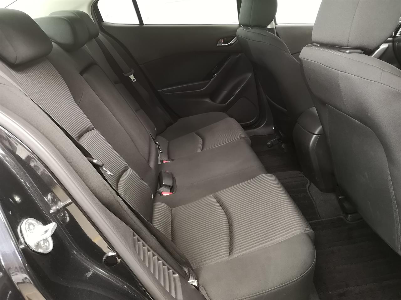 2014 Mazda Axela