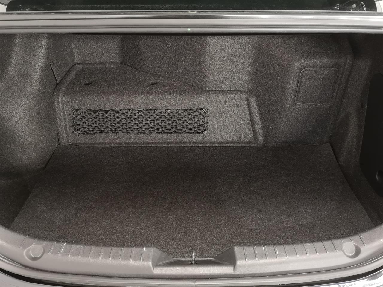 2014 Mazda Axela