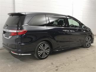2014 Honda Odyssey - Thumbnail