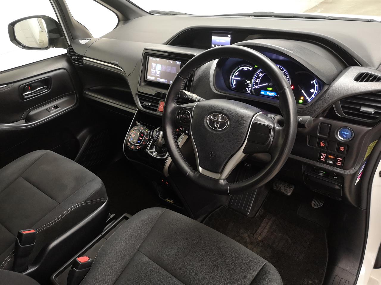 2014 Toyota Esquire