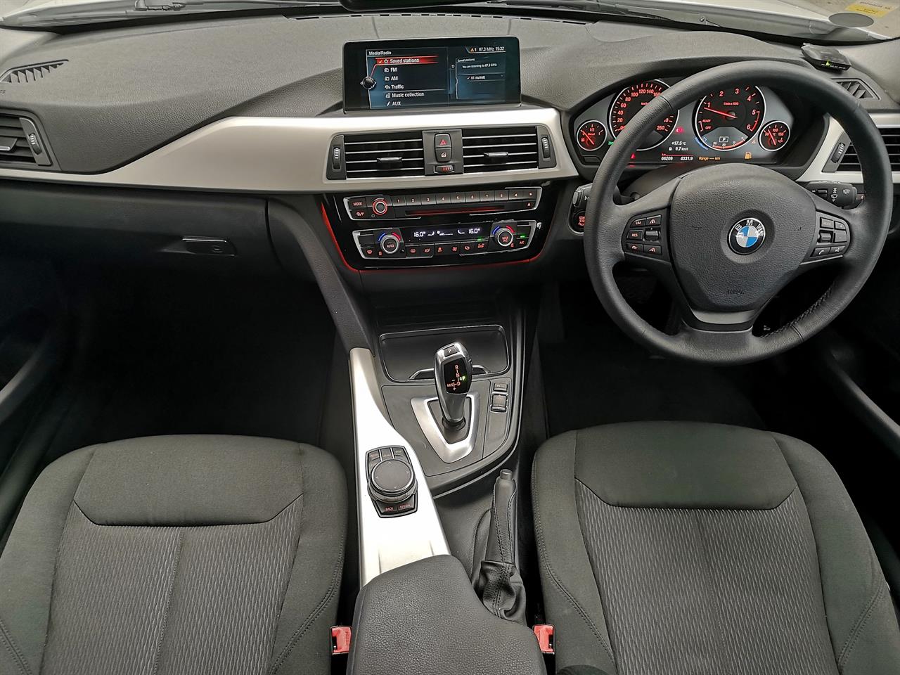 2017 BMW 320d