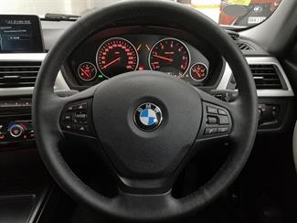 2017 BMW 320d - Thumbnail