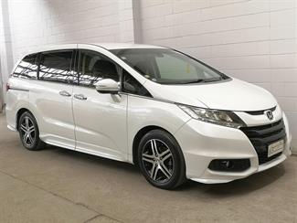 2015 Honda Odyssey - Thumbnail
