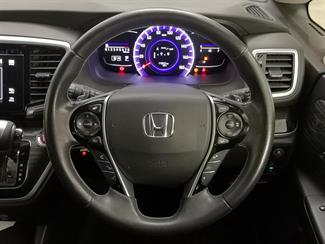 2015 Honda Odyssey - Thumbnail