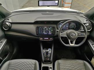 2021 Nissan Kicks - Thumbnail