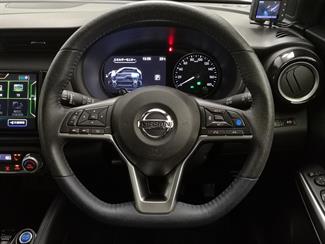 2021 Nissan Kicks - Thumbnail