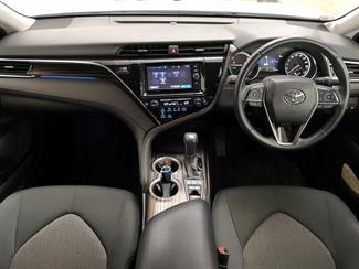 2017 Toyota Camry - Thumbnail