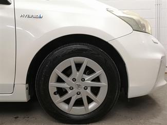 2012 Toyota Prius - Thumbnail