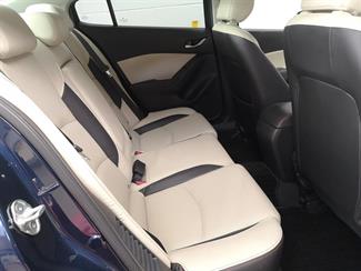 2015 Mazda Axela - Thumbnail