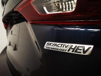 2015 Mazda Axela - Thumbnail