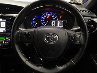 2015 Toyota Corolla - Thumbnail