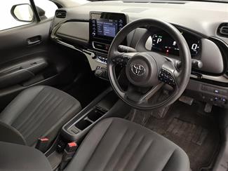 2022 Toyota Aqua - Thumbnail