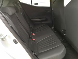 2022 Toyota Aqua - Thumbnail