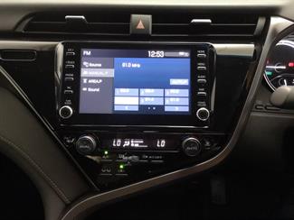 2020 Toyota Camry - Thumbnail