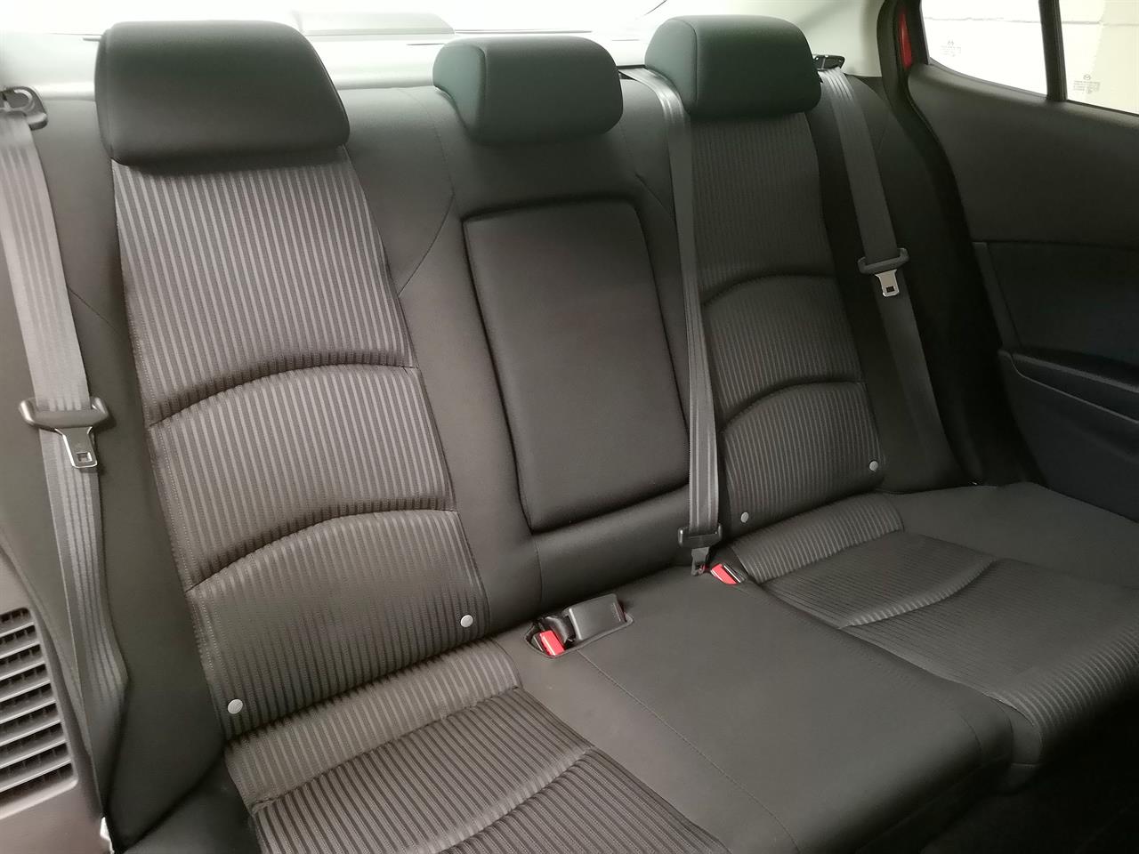 2014 Mazda Axela