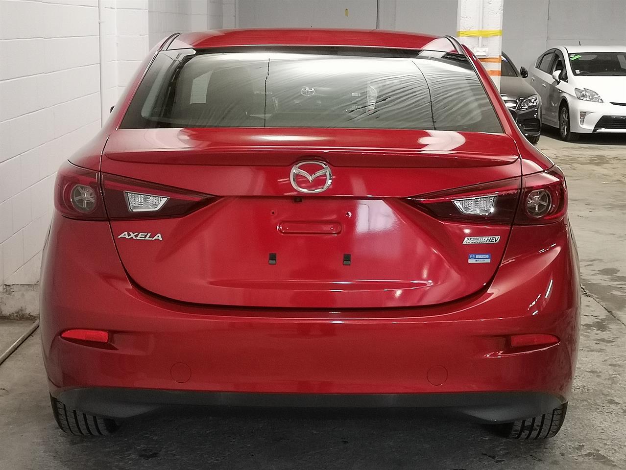 2014 Mazda Axela
