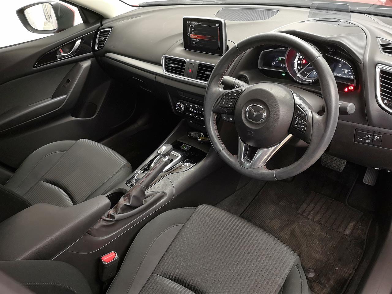 2014 Mazda Axela