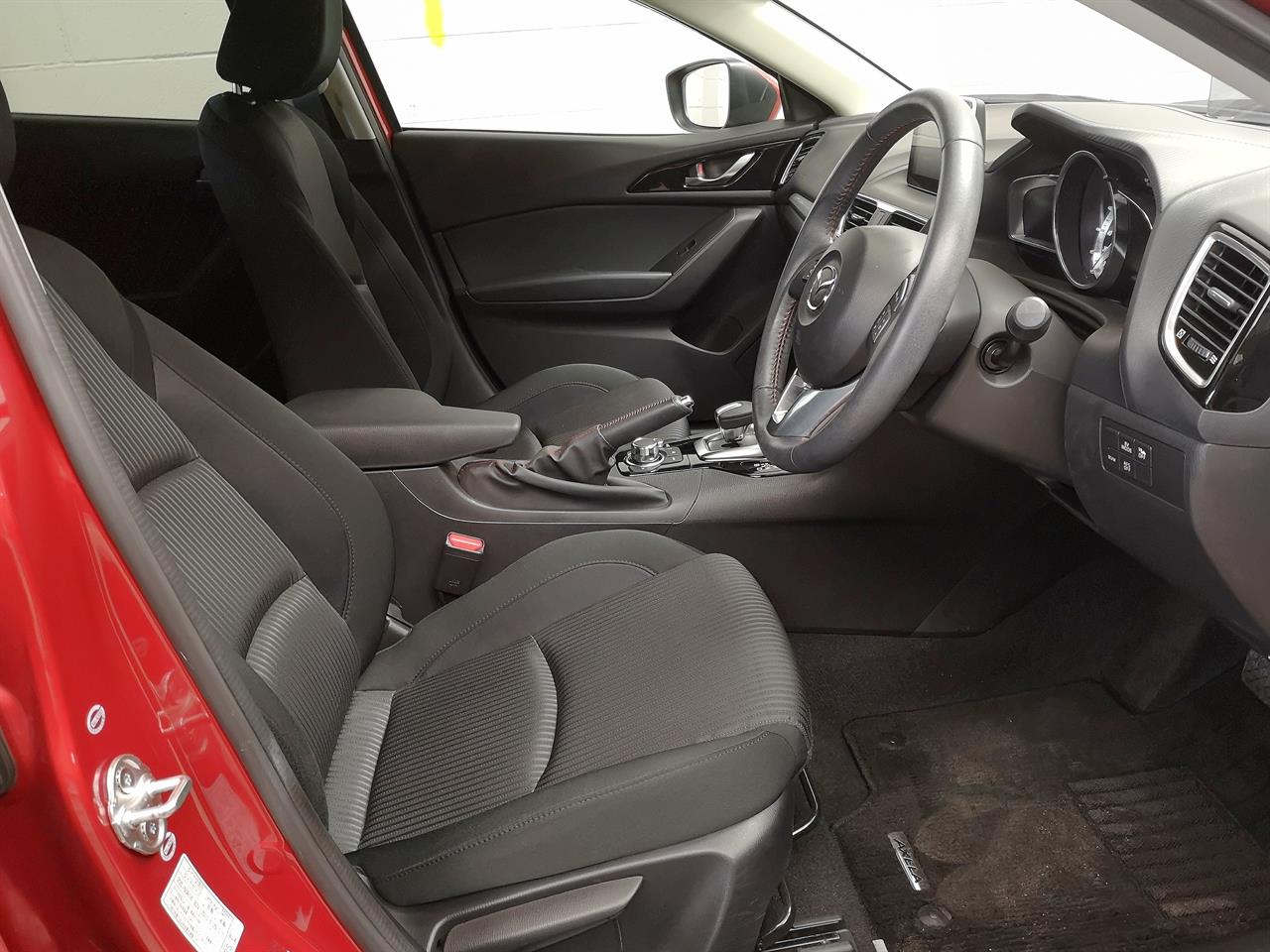 2014 Mazda Axela