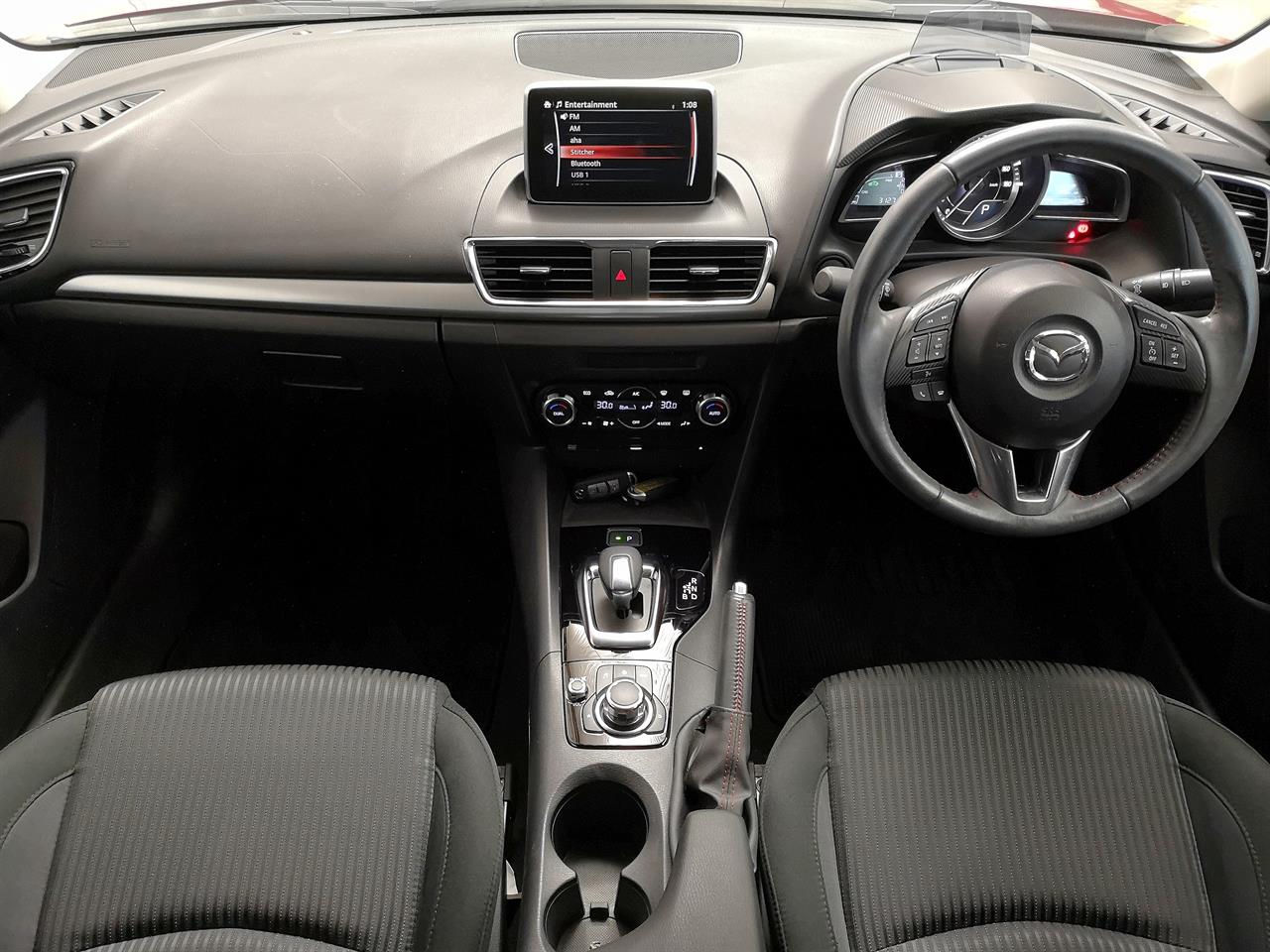 2014 Mazda Axela