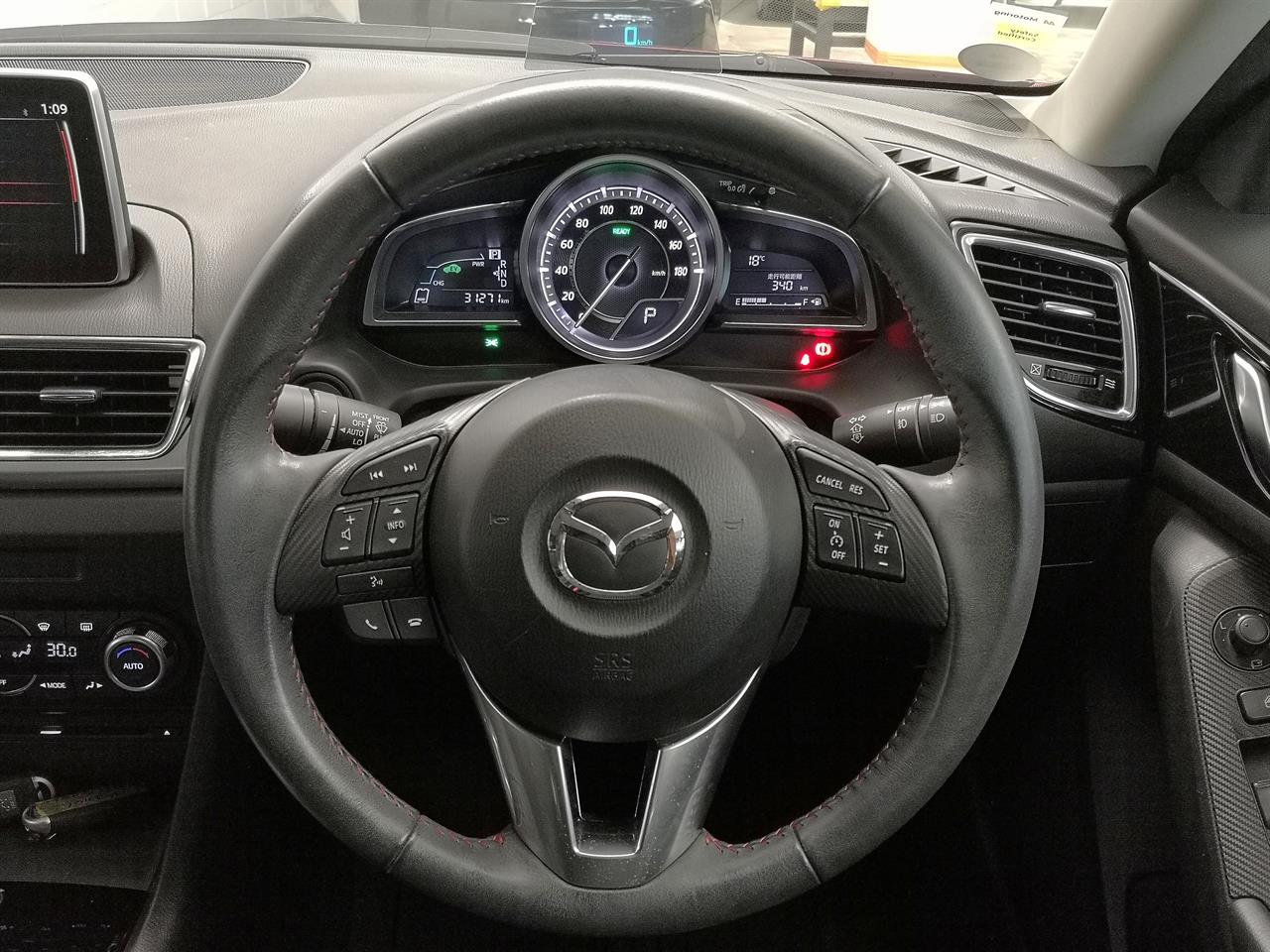 2014 Mazda Axela